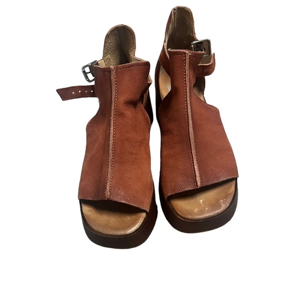 ✅Miz Mooz Leather Wedge Sandals Gloria Brick Sz 40 - Picture 2 of 9
